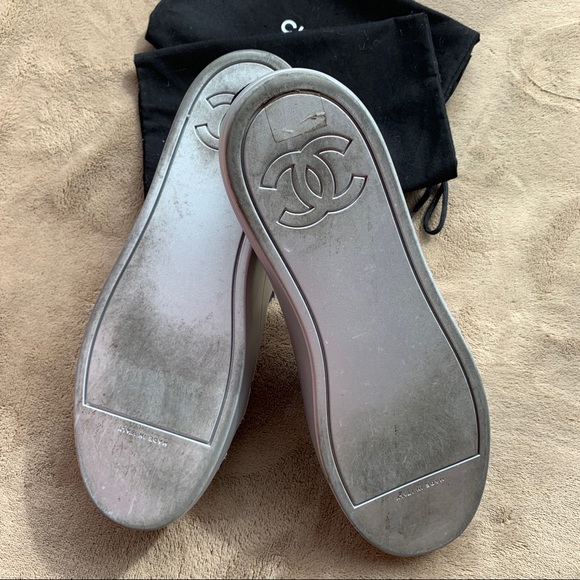 CHANEL shoes - Picture 3 of 3